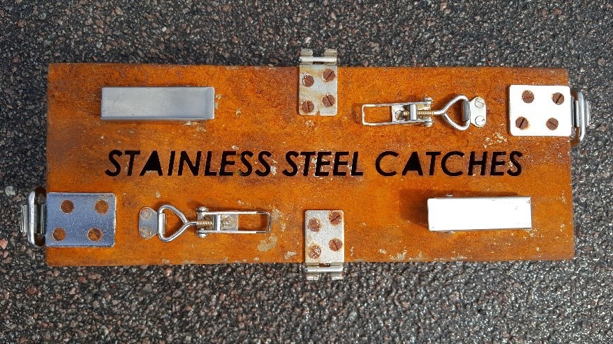 Rusty box project proofs Ojop Stainless steel latches resistance to harsh environmental impact